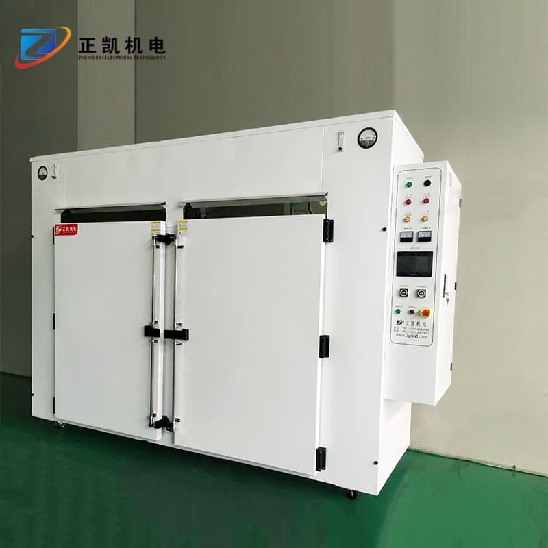 Clean room oven for semiconductor process evaluation